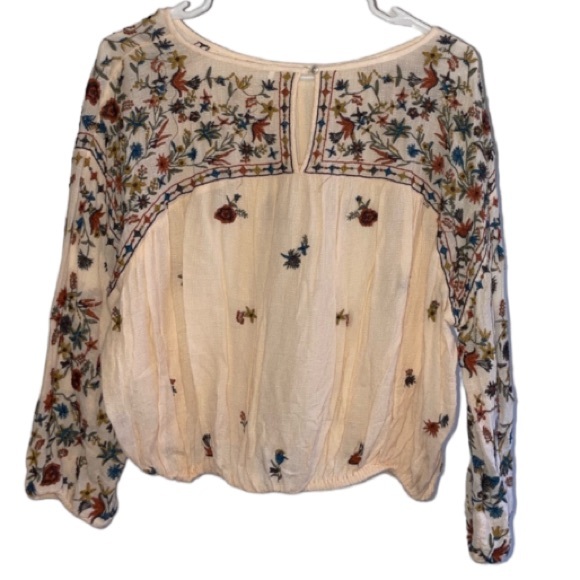 Free People Boho Embroidered Top Size Medium - Picture 2 of 3